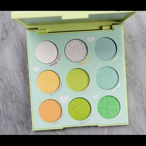 💚🥳HP🥳NWT💚 Colourpop Aura & Out💚 - Picture 4 of 6